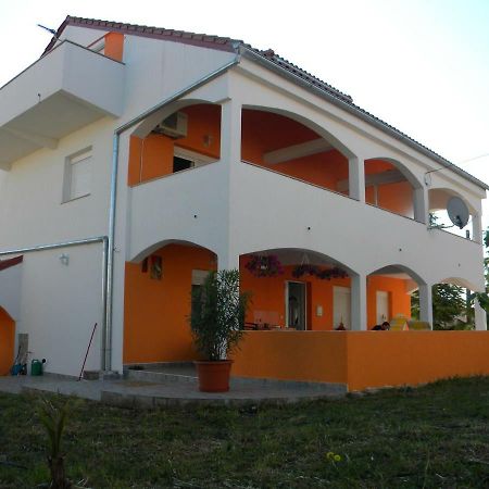 Apartmani Livk Debeljak Exterior photo