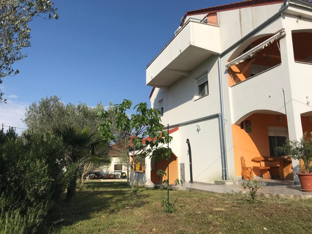 Apartmani Livk Debeljak Exterior photo